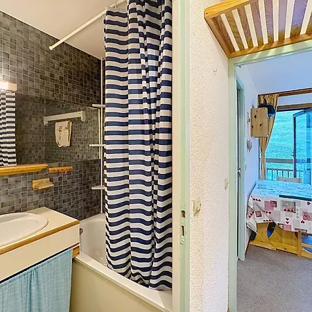 Appartement 2p+cabine, 5 Pers, Aux Pieds, Parking - Fr-1-178-192